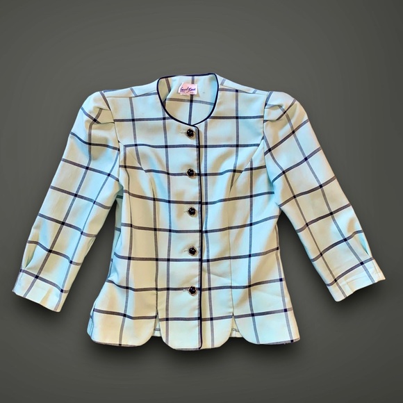 v i n t a g e :: Preppy Plaid Windowpane Boxy Scalloped Blazer - Picture 4 of 10